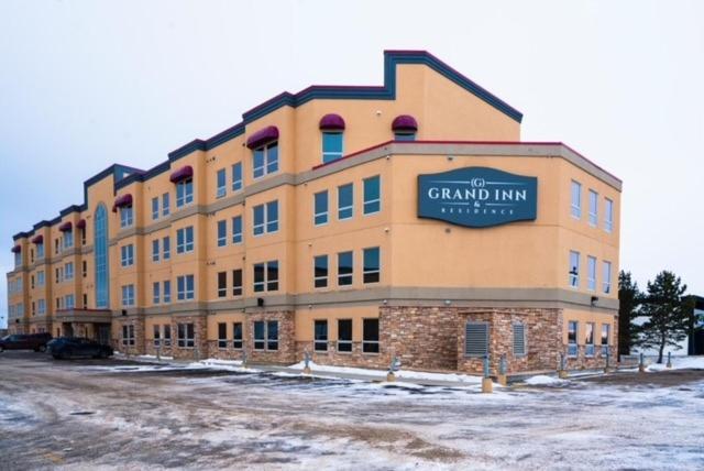 Grand Inn&Residence- Grande Prairie Exterior foto